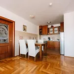 Irish House