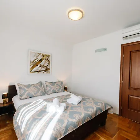 Irish House 4*