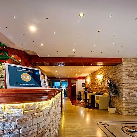 爱尔兰默主歌耶公寓式酒店 4*