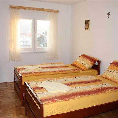 Aparthotel Irish House